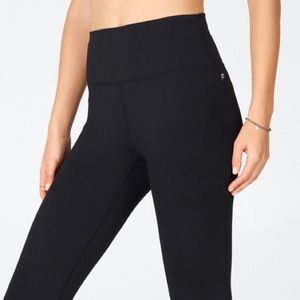 FABLETICS Black Leggings Sz M